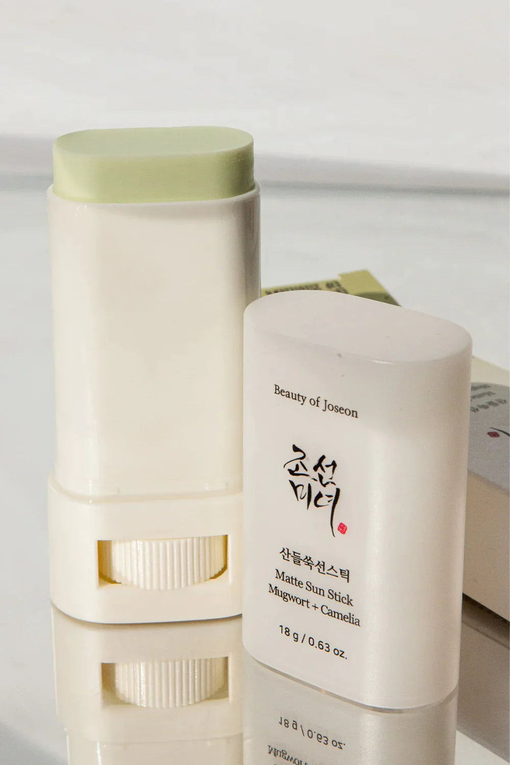 Matte Sun Stick Mugwort + Camelia 18gr