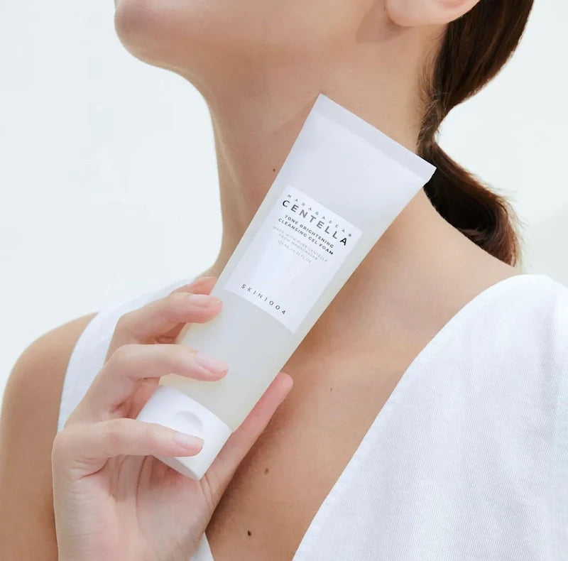 Madagascar Centella Tone Brightening Cleansing Gel Foam 125ml