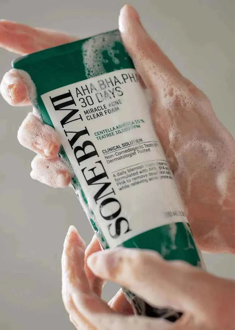 AHA-BHA-PHA 30 Days Miracle Acne Clear Foam 100ml