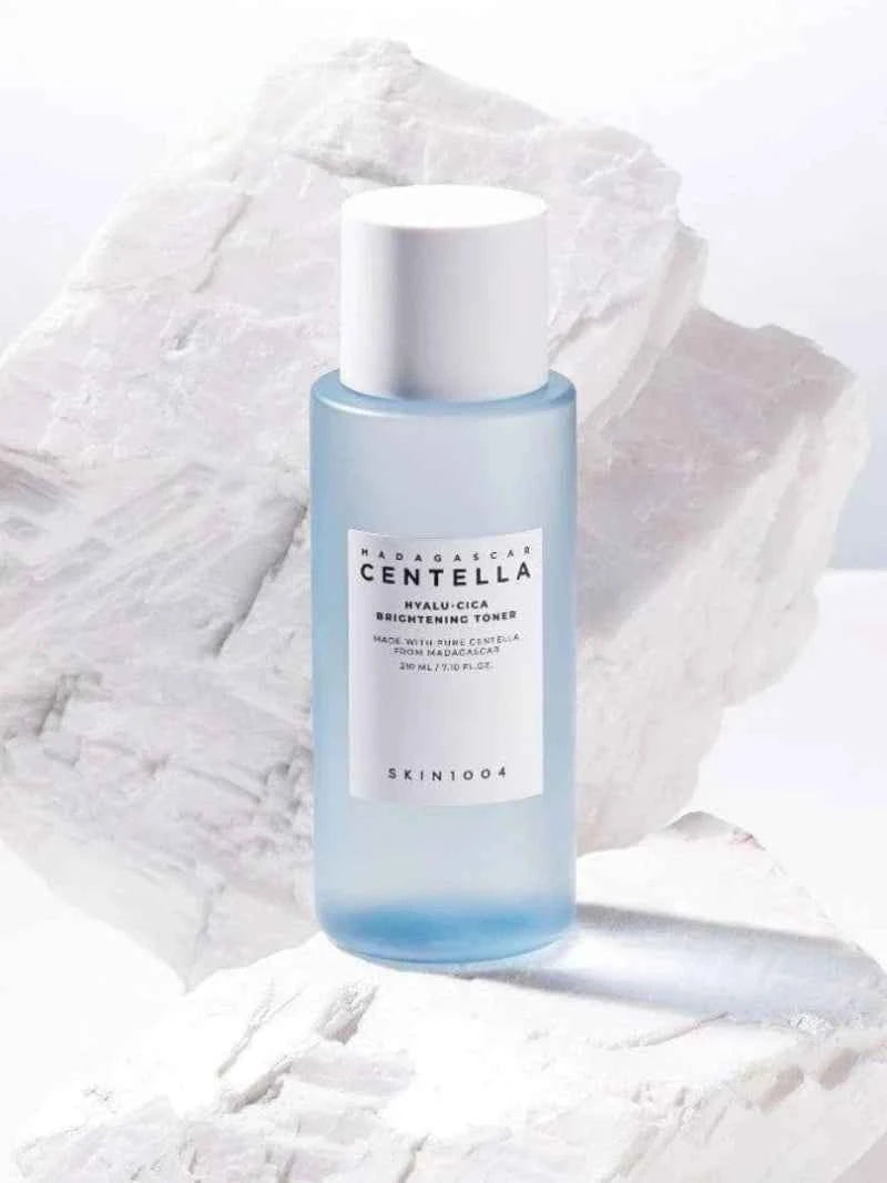 Madagascar Centella Hyalu-Cica Brightening Toner 210ml